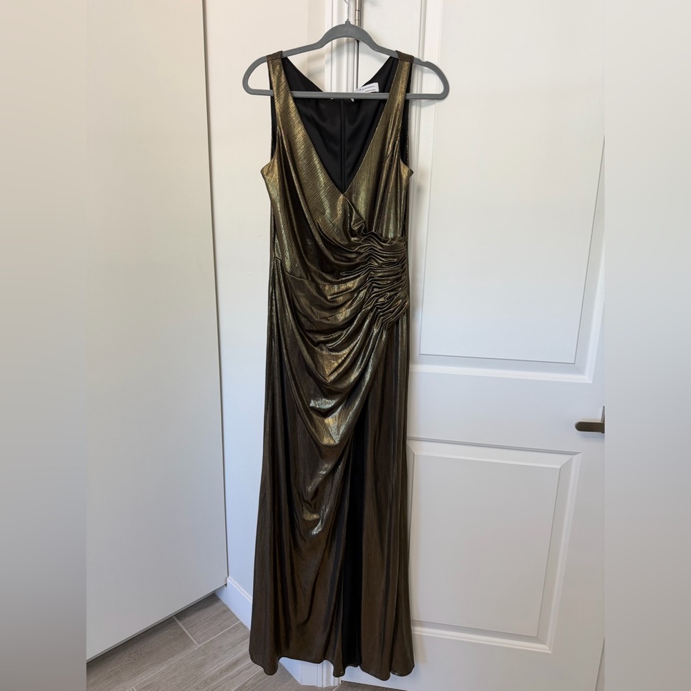 Mac Duggal Metallic Gold V-Neck Ruched Maxi Dress